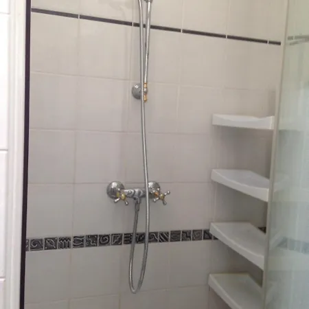 T3 Plein Centre 6 Couchages A 5 Mn A Pied Des Telecabines Wifi Gratuit